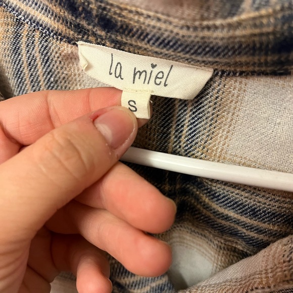 Flannel - Picture 3 of 3